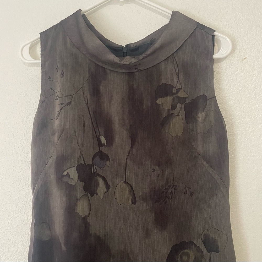 Gorgeous Moody Dress - Picture 2 of 4